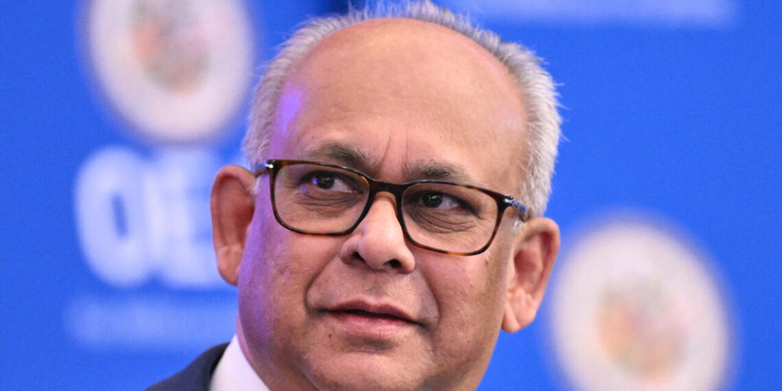 Nuevo secretario general de la OEA espera restablecer comunicaciones entre Venezuela y EEUU