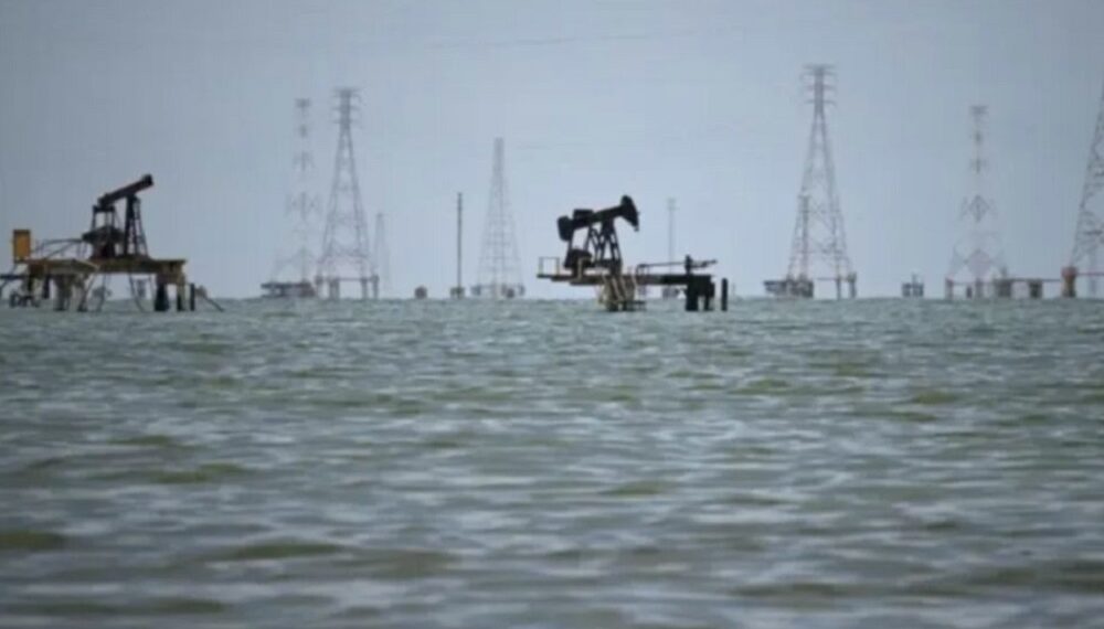 Sindicatos piden “sanciones severas” por explosión de barcaza en el Lago de Maracaibo