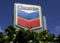 Trump considera extender licencia para que Chevron siga operando en Venezuela