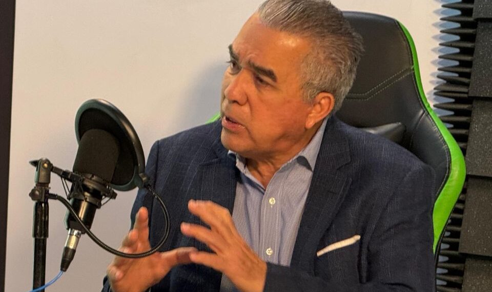 Martínez rechaza enérgicamente amenazas de Donald Trump a importadores de petróleo venezolano: «Sería la mayor agresión desde nuestra existencia como República»