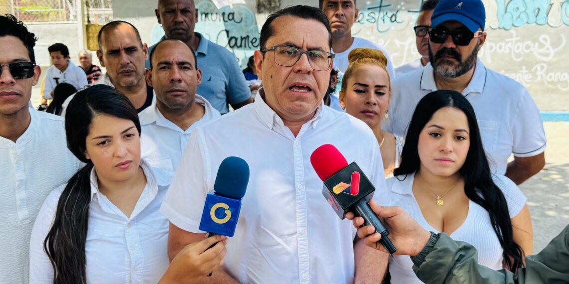 Piden programa de reinserción integral para migrantes que están retornando al país