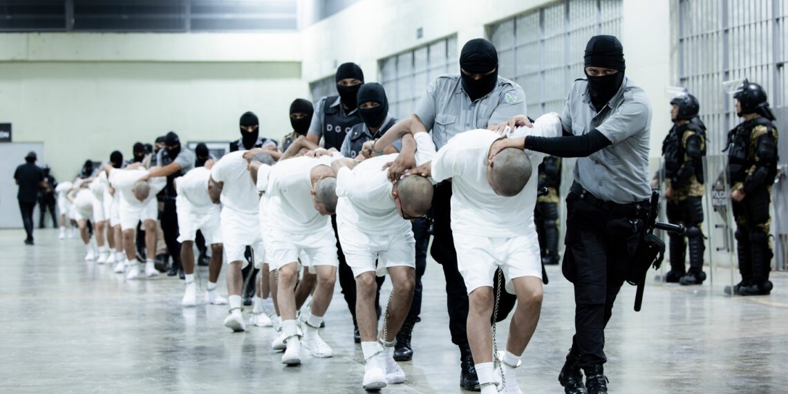 Esta sería la lista de venezolanos enviados a El Salvador según el medio CBS News