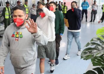 Arriban 178 migrantes venezolanos más deportados por EEUU, uno con “código rojo de Interpol”