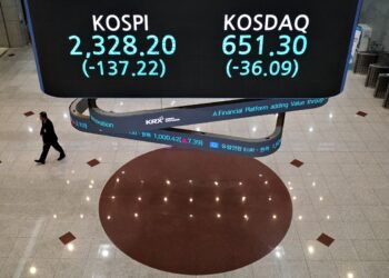 Lunes negro en las bolsas por el temor a una guerra comercial a gran escala