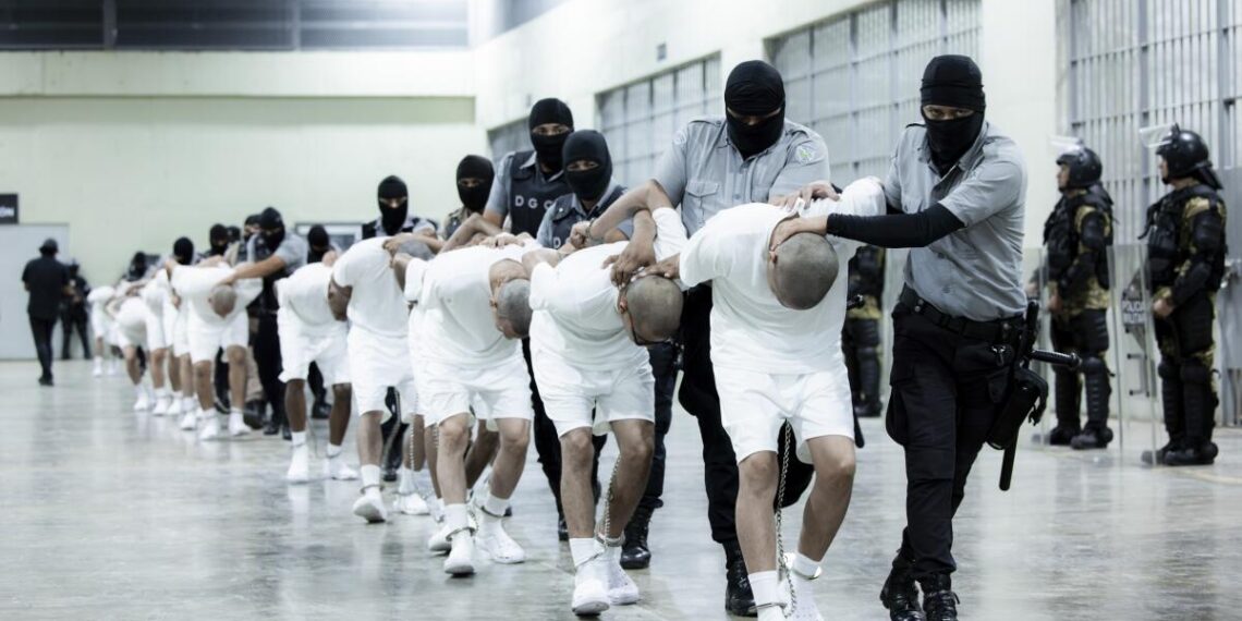 EEUU admitió que deportó, «por error administrativo», a un salvadoreño residente en Maryland