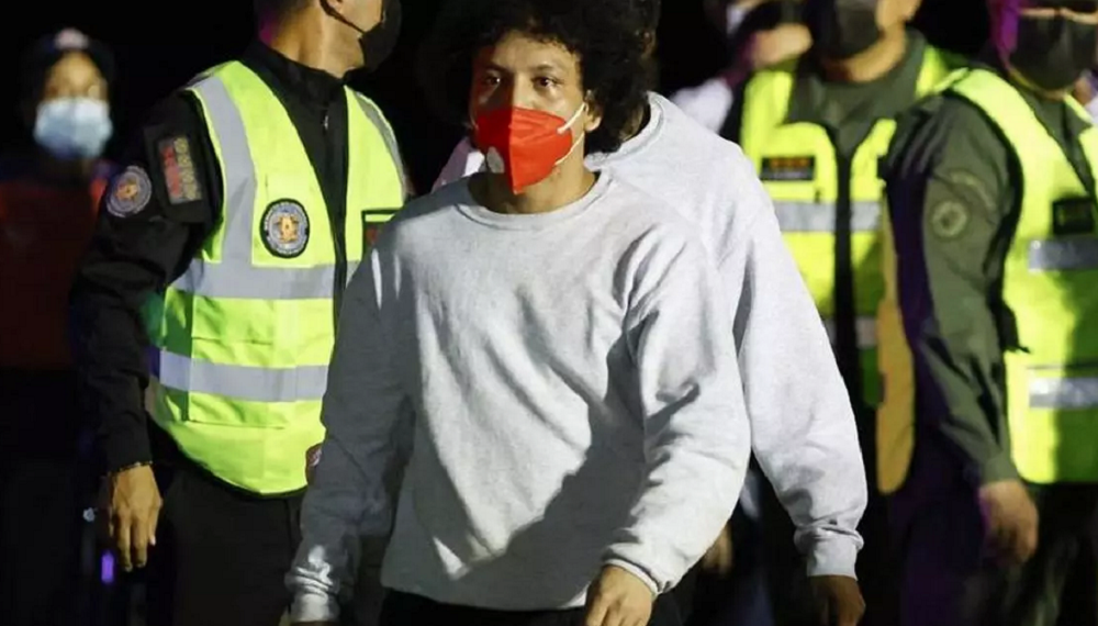 Cabello confirma detención de “Leito Oficial” por delitos de odio