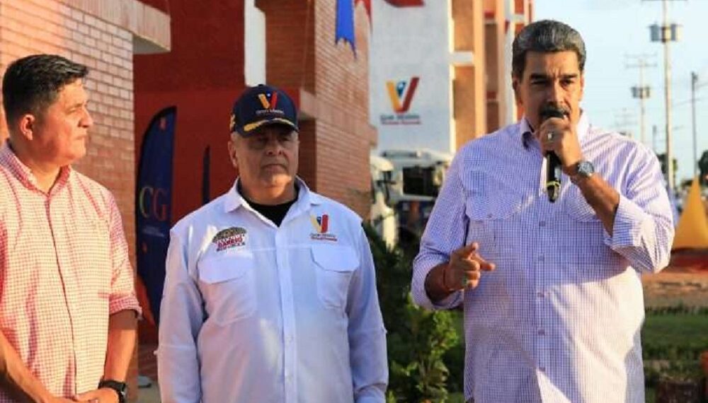 Maduro aumentó a $160 indexados el ingreso mínimo integral