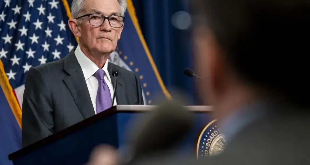 Reserva Federal de EEUU anuncia reunión extraordinaria para este lunes