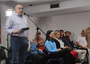 Opositores en defensa del voto presentaron la red Decide para promover la participación electoral