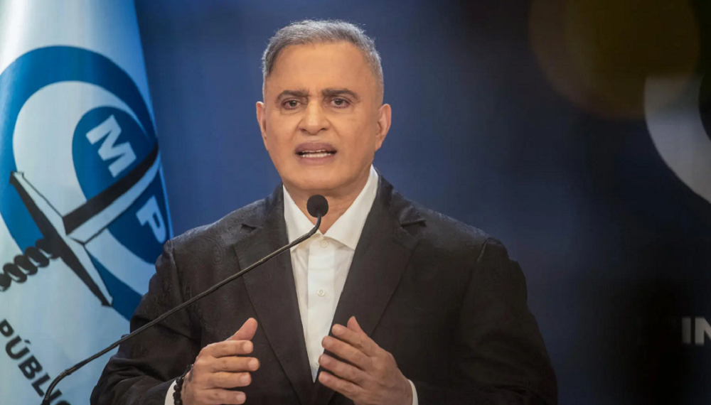 Saab tilda de «cínica» la propuesta de canje de Bukele a Maduro y pide fe de vida de los 252 venezolanos