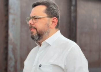 Ecarri propone vía de paz, inversión y entendimiento con Estados Unidos