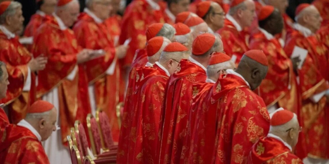 Tras nueve días de luto: el cónclave podría iniciar el 5 de mayo