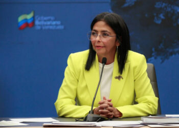 Delcy Rodríguez denunció que por «restricciones» de EEUU, Chevron devolvió cargamentos de petróleo a PDVSA