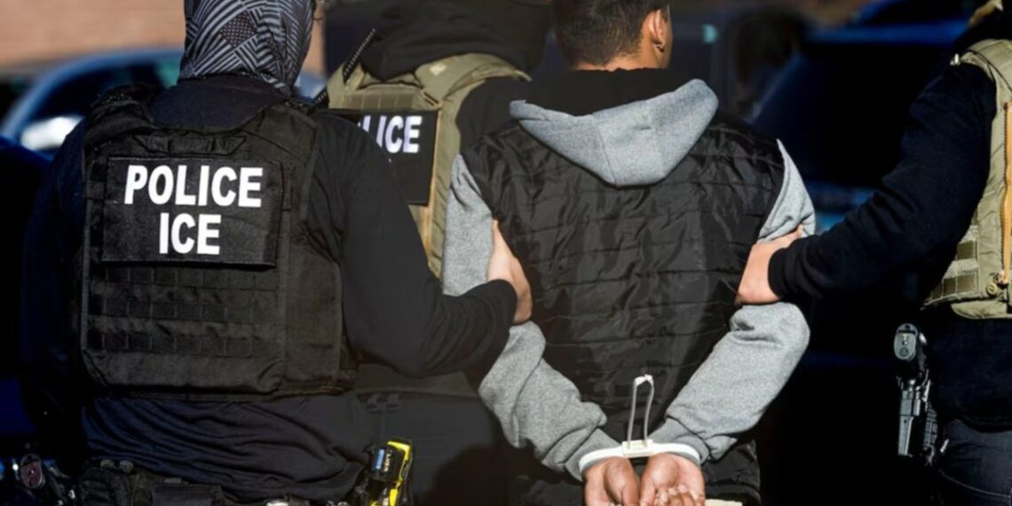 Gobierno de Trump envía ultimátum a migrantes ilegales para apelar su autodeportación