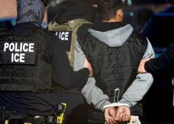 Gobierno de Trump envía ultimátum a migrantes ilegales para apelar su autodeportación