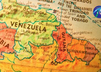 Venezuela denuncia que Guyana quiere victimizarse con «falsa bandera» en el río Cuyuní