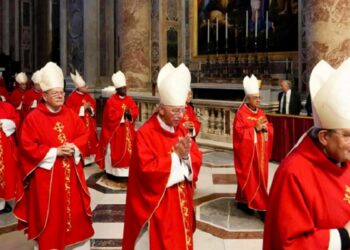 Personal que asistirá al cónclave prestará juramento de confidencialidad