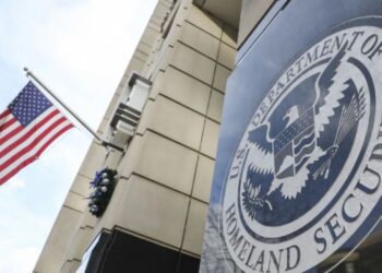 DHS asegura que Maikelys Espinoza «fue repatriada por una orden judicial»