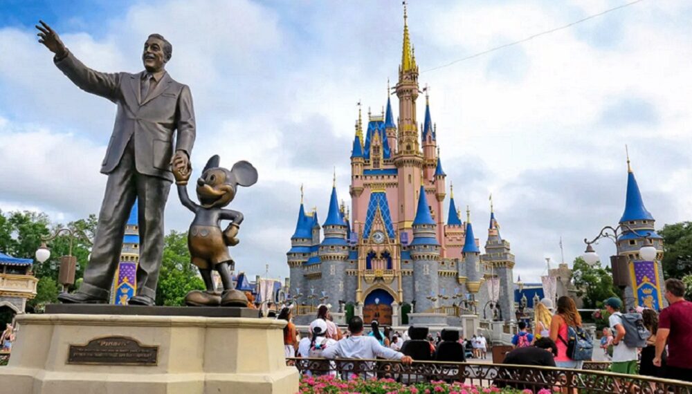 Bloomberg: Disney suspende a venezolanos con TPS por fallo de la Corte Suprema