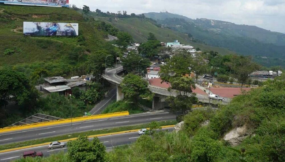 Cierran por cinco noches el distribuidor Hoyo de la Puerta en sentido Maracay-Caracas