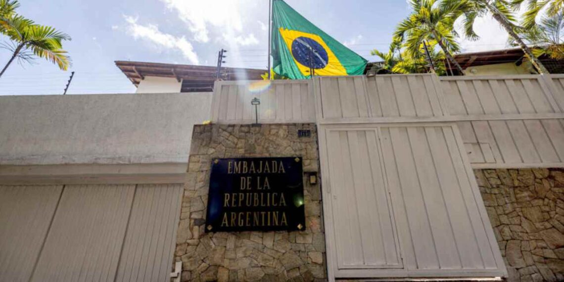 Brasil: La salida de los asilados venezolanos pone fin a un «drama»