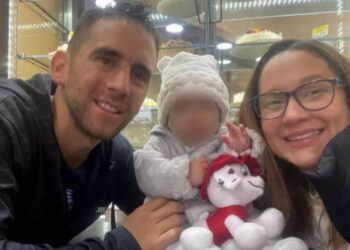 Argentina confirmó llegada al país de pareja e hijo de gendarme detenido en Venezuela