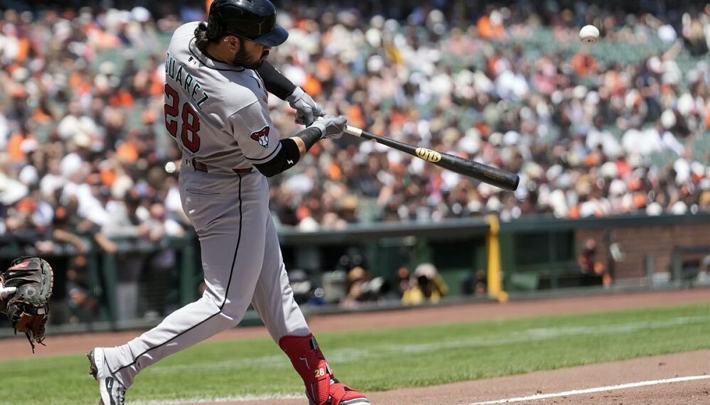 Eugenio Suárez se convirtió en el cuarto venezolano con más jonrones en Grandes Ligas