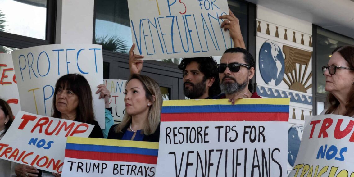 Congresistas de EEUU presentan Ley para asegurar otorgamiento del TPS a venezolanos