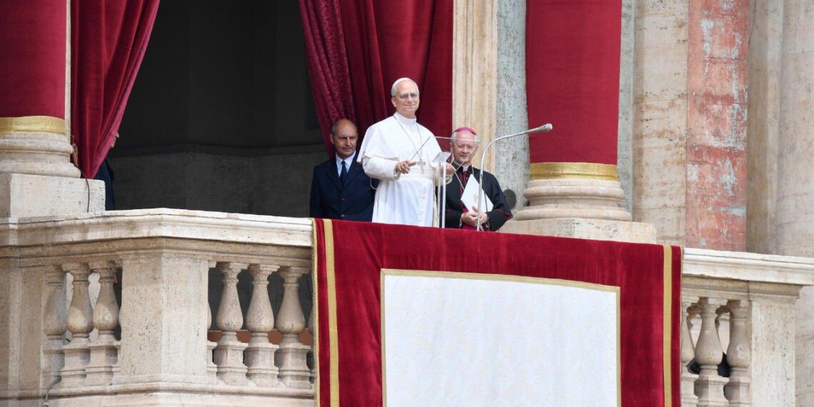 Papa León XIV saluda a las madres en su día y pide el milagro de la paz