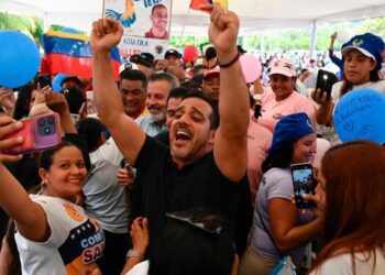 José Alejandro Terán se comprometió con la transformación urbana de La Guaira