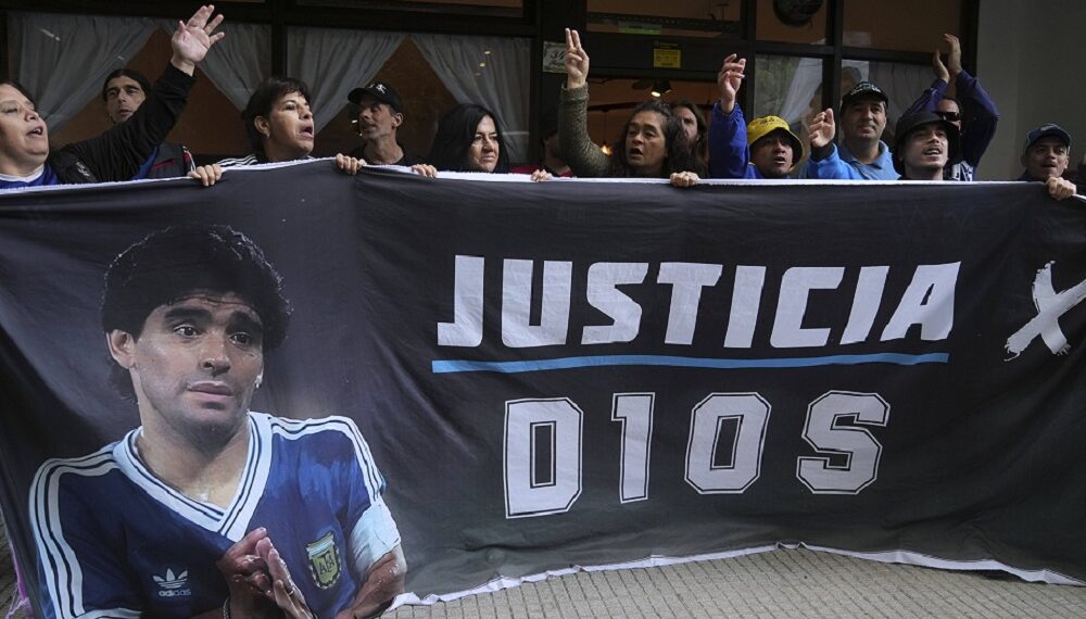 Declararon nulo el juicio por la muerte de Diego Maradona