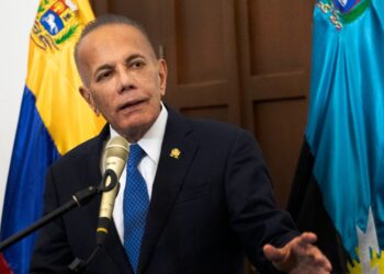 Rosales aseguró que seguirá “en la ruta electoral” con “la verdad por delante”