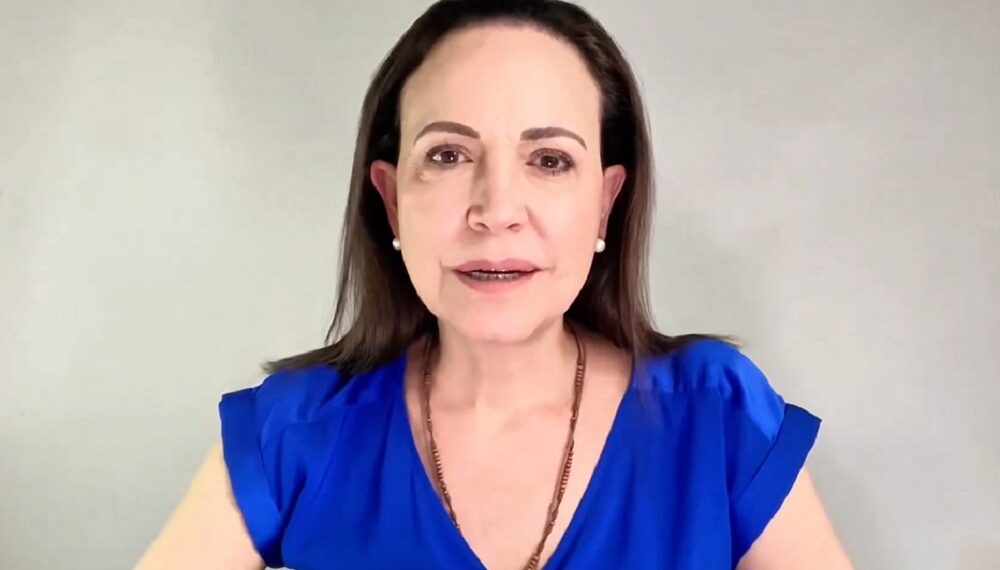 Machado instó los trabajadores a “rebelarse” y “desobedecer” al gobierno de Maduro