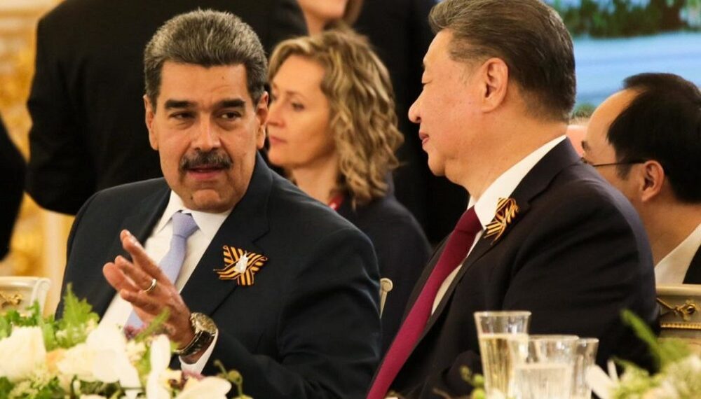 Nicolás Maduro dialogó con Xi Jinping en el Kremlin