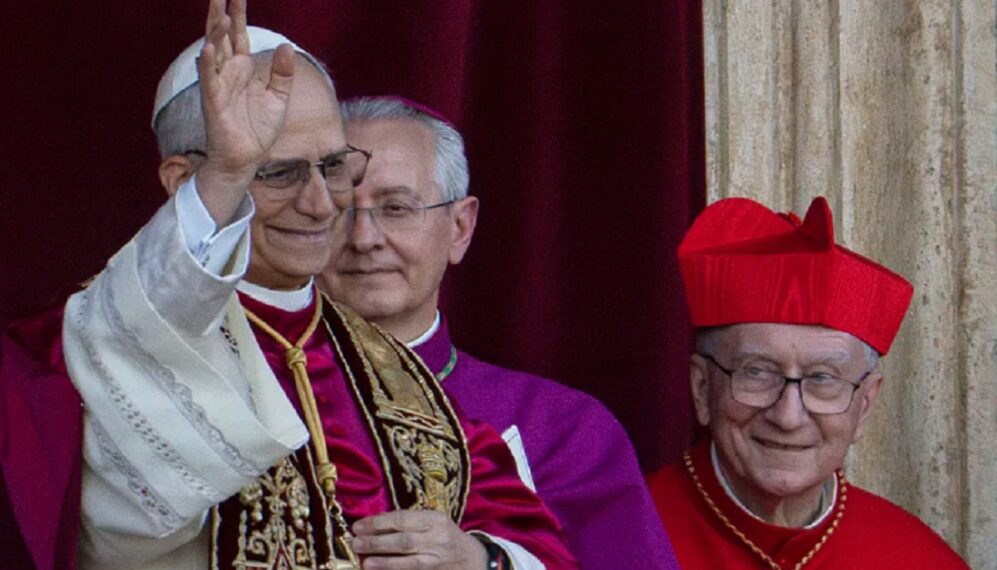 Parolin confirma que el Vaticano se ofrece como sede para reunión entre Ucrania y Rusia