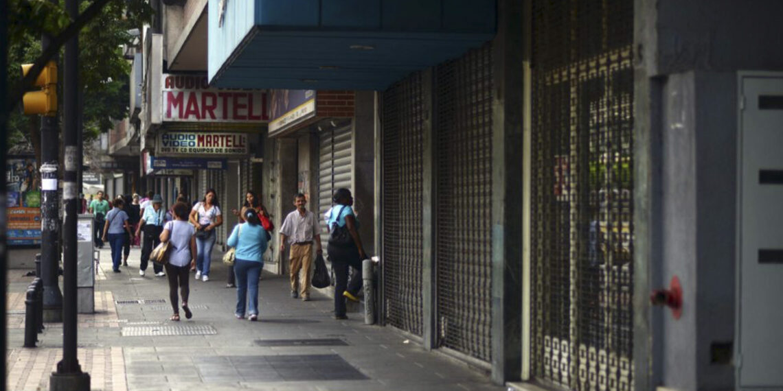 Comerciantes alertan sobre la desaceleración económica y los desafíos para superarla