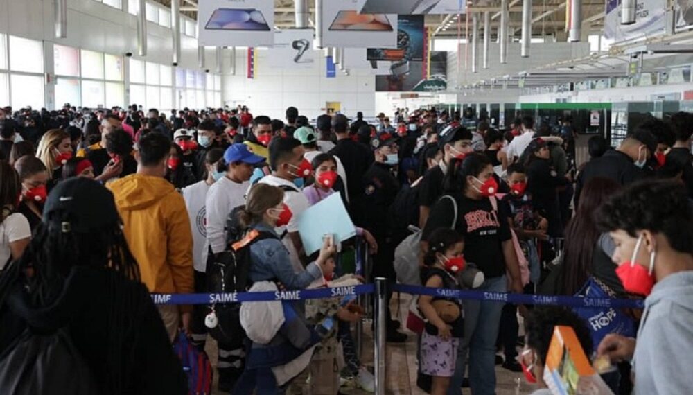 Otros 315 venezolanos llegaron al país en vuelo de repatriación desde México