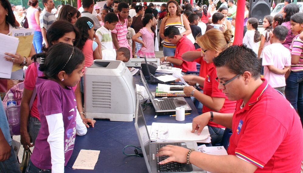 SAIME despliega operativo de cedulación en Caracas hasta el #21M