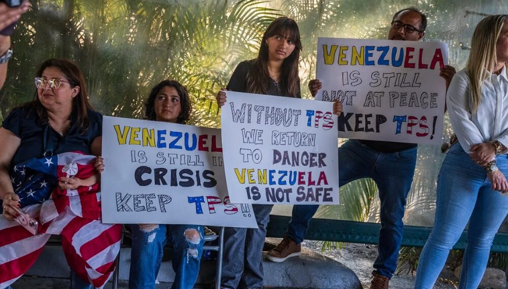 Marco Rubio informó que los venezolanos que perderán el TPS pueden pedir asilo