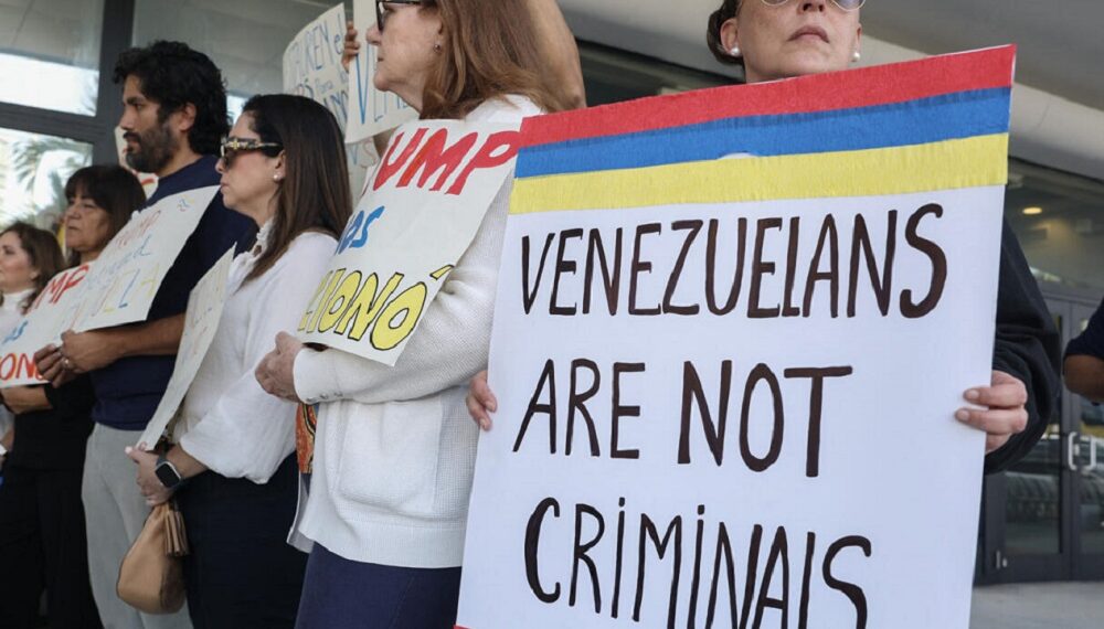 Gobierno de Trump pidió al Tribunal Supremo anular el TPS para venezolanos