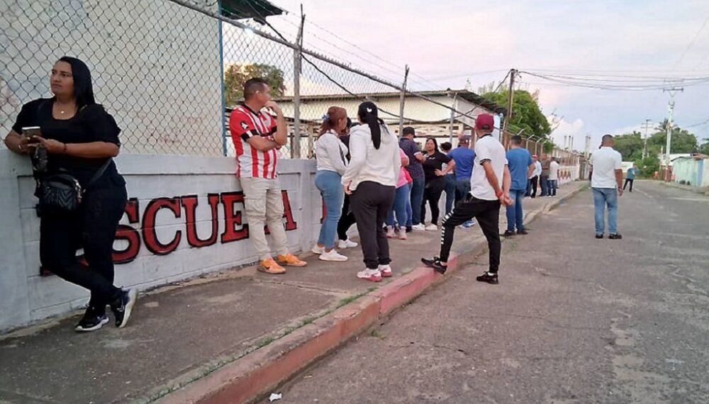 Elecciones inician con normalidad en el Zulia