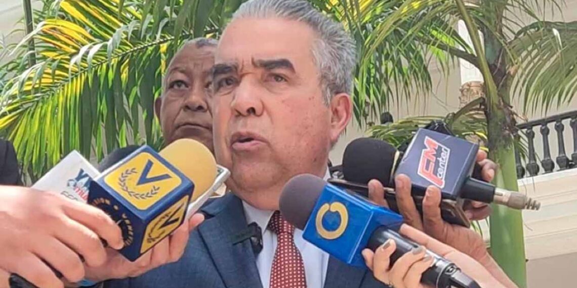 Acuerdos con el sector privado e inversión extranjera propone Luis Eduardo Martínez para Aragua