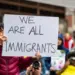 Temen impacto general por revocatoria del parole humanitario a migrantes en EEUU