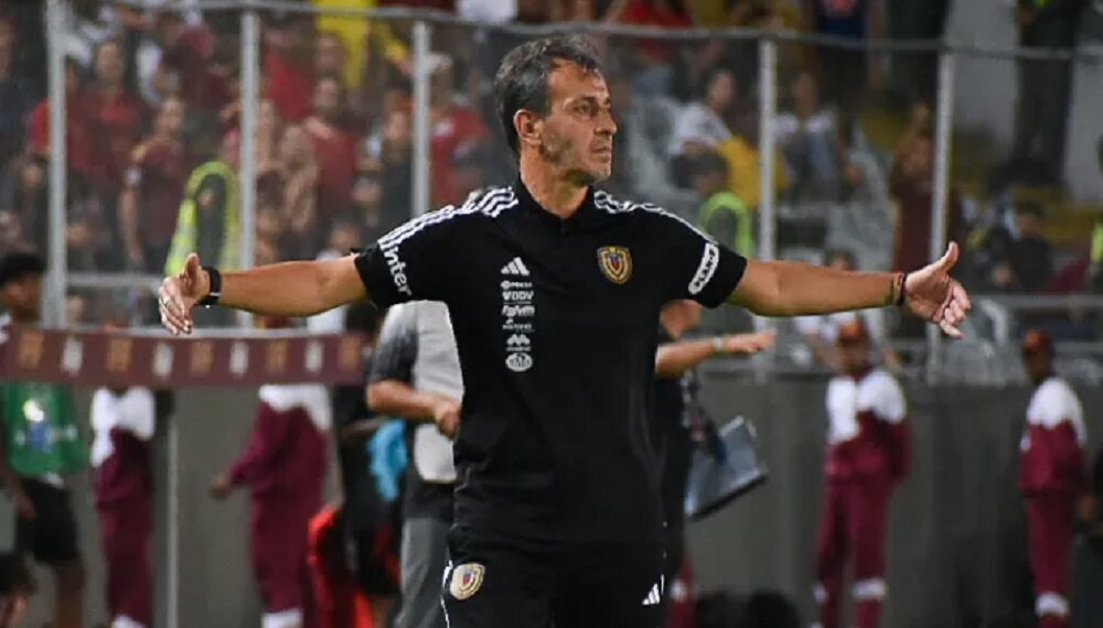 “Bocha” Batista: La estrategia contra Uruguay “va a ser pensando en ganar»