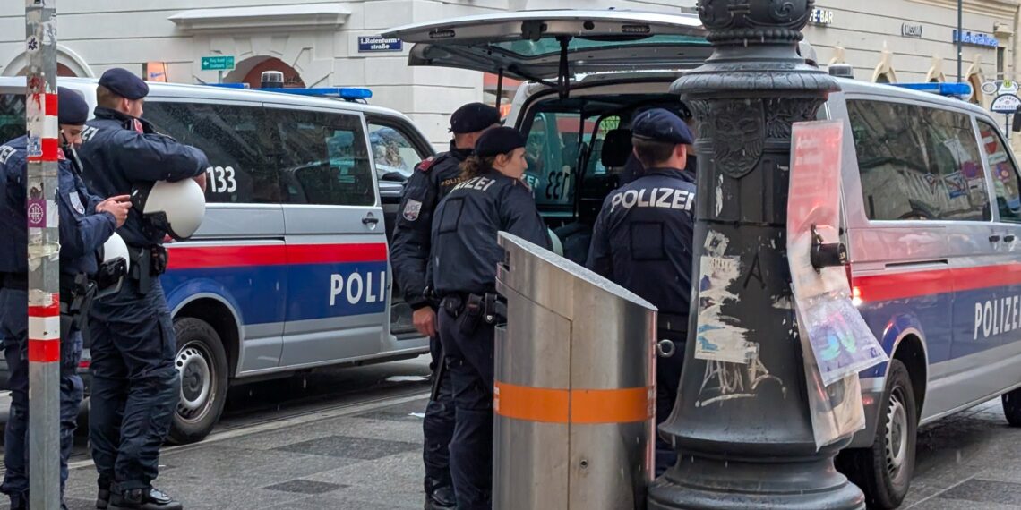 Al menos 10 muertos y varios heridos tras tiroteo en escuela de Austria