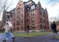 Departamento de Estado ordena a embajadas reanudar trámites de visas para estudiantes de Harvard