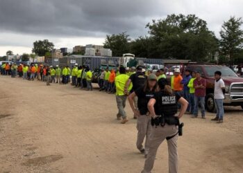 Peligra industria de la construcción en EEUU con incremento de redadas migratorias en las obras