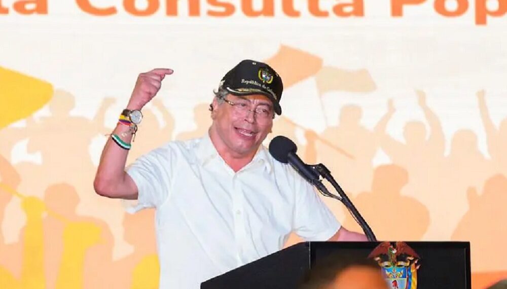 7 de agosto: Petro convoca consulta popular clave sobre reforma laboral
