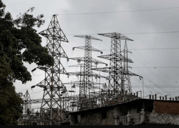 Gobierno condena «cobarde ataque» contra 4 torres de transmisión en Carabobo