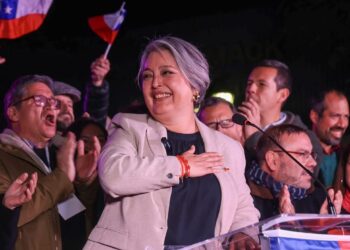 Jeannette Jara gana primarias presidenciales en Chile
